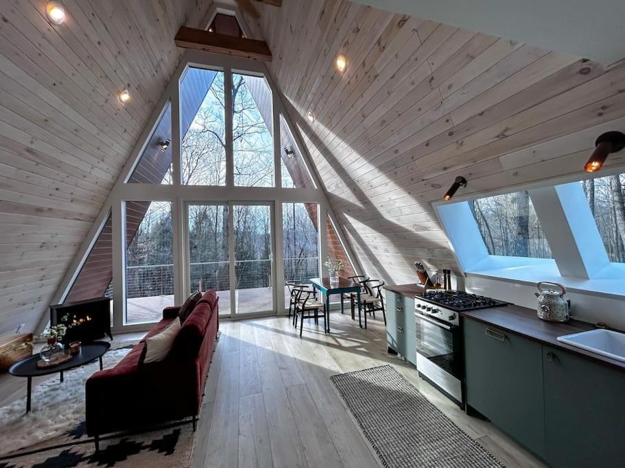 Fox Ridge-Black Alder Lodging Logan Eksteriør bilde
