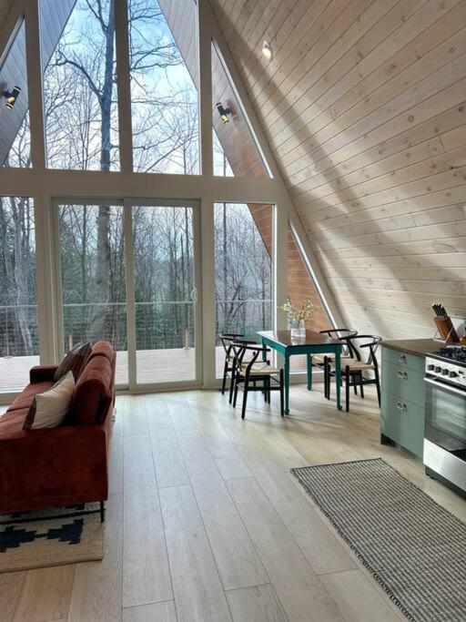 Fox Ridge-Black Alder Lodging Logan Eksteriør bilde